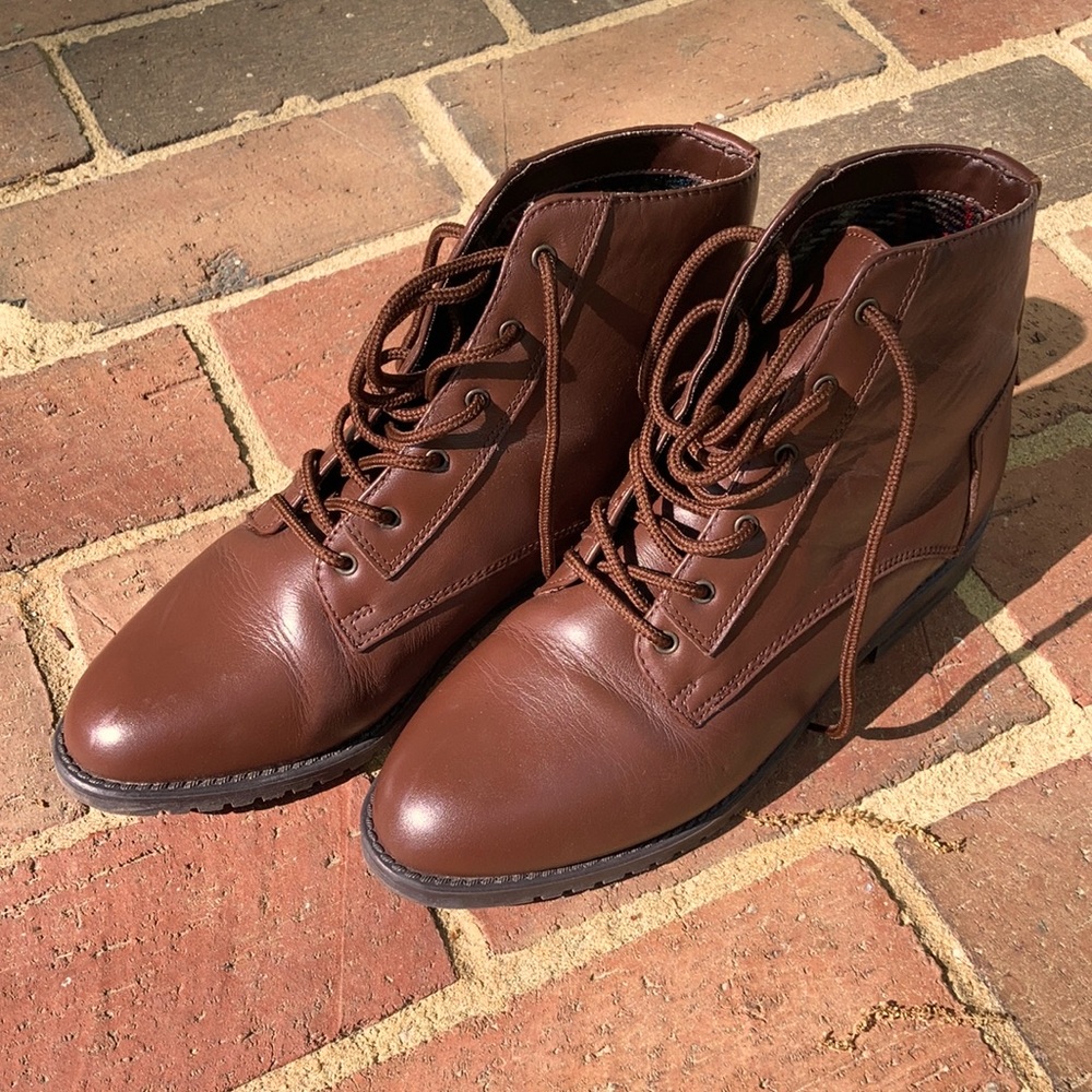 Vintage leather ankle boot
